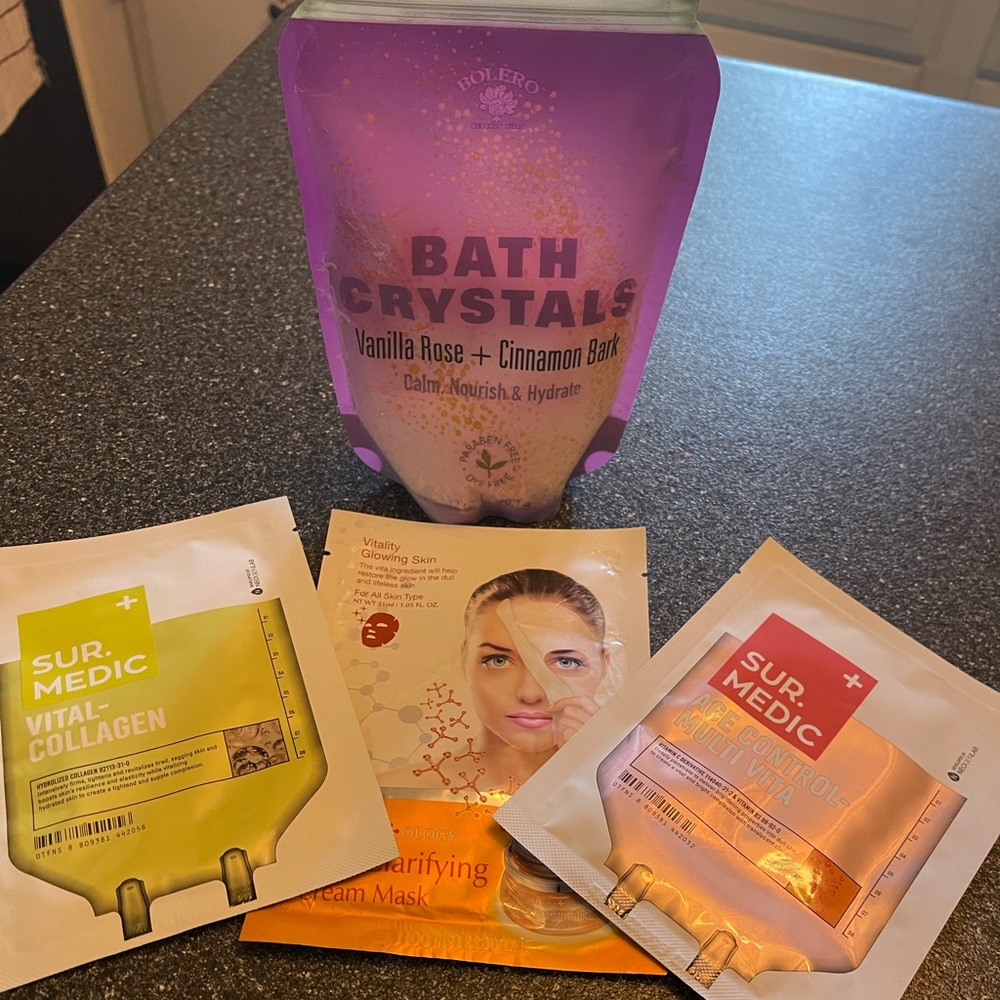 Bolero Bath Crystals & 3 face masks